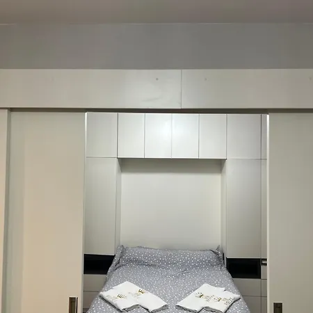 Toya Next A Apartment *